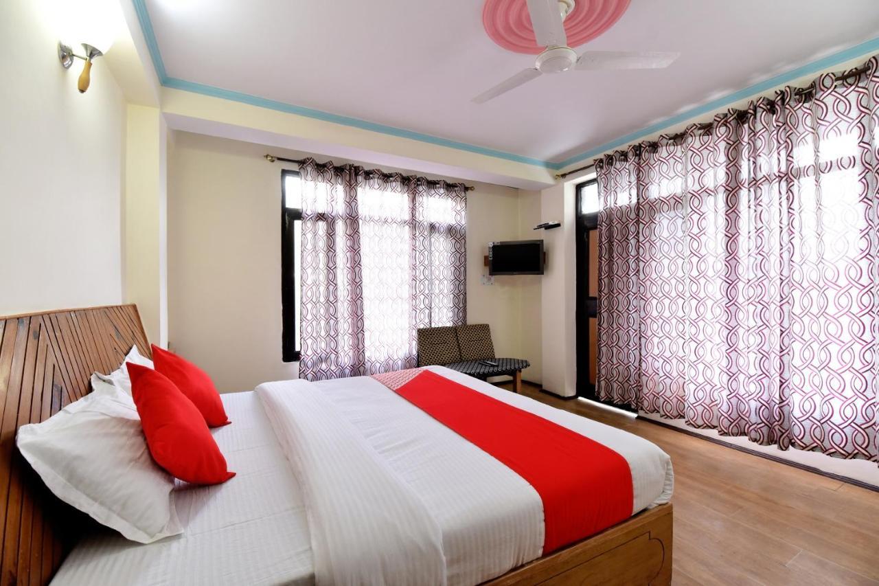 Oyo Hill View Hotel Manāli Buitenkant foto