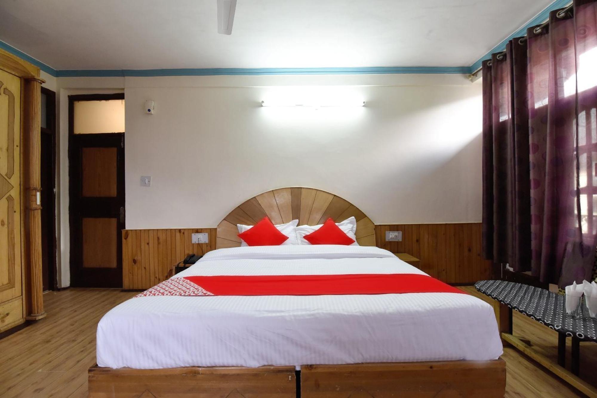 Oyo Hill View Hotel Manāli Buitenkant foto