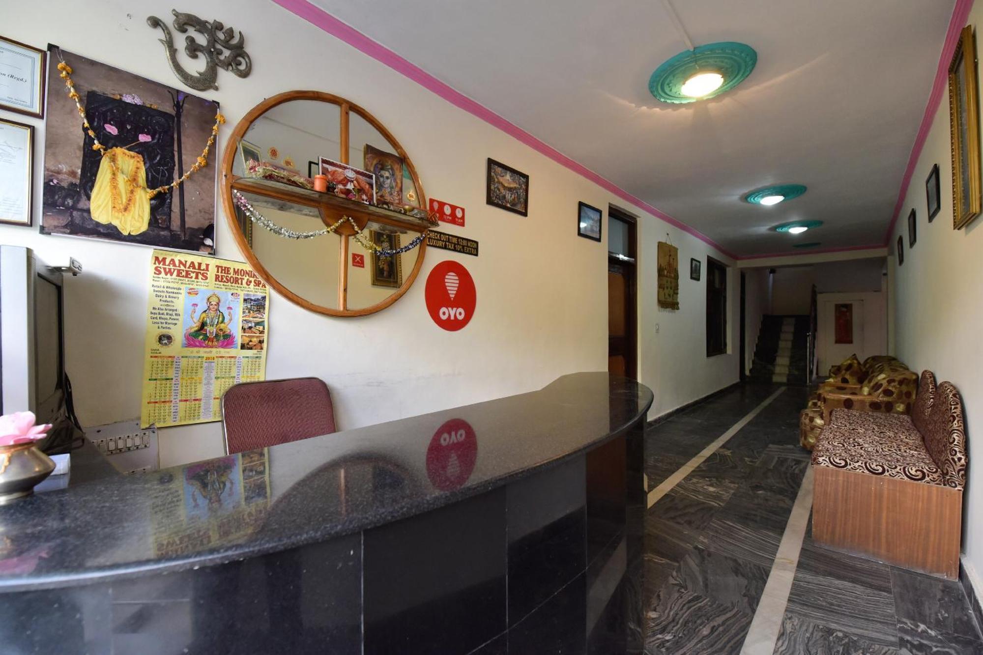 Oyo Hill View Hotel Manāli Buitenkant foto