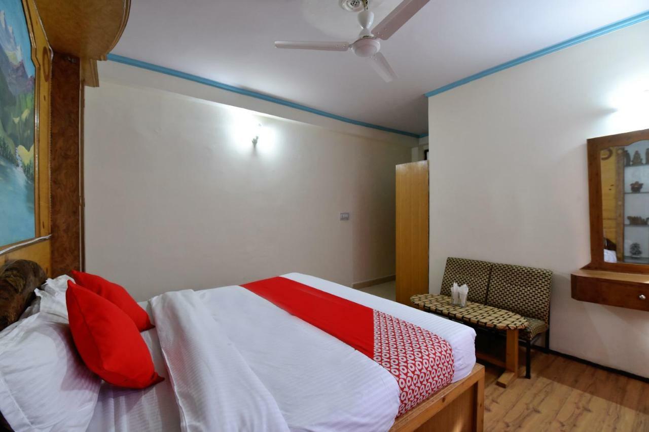Oyo Hill View Hotel Manāli Buitenkant foto
